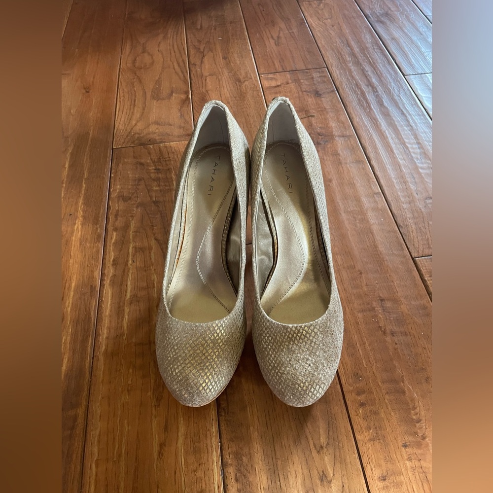 Like New - Tahari - Gold and Tan Heel Pumps - Size 10 - Picture 2 of 9